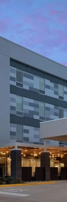 Home2 Suites By Hilton Charlottesville Downtown，位于夏洛茨维尔的酒店