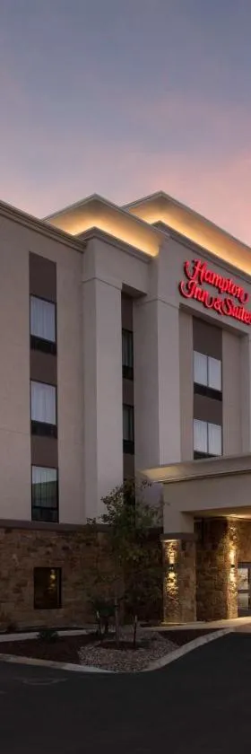 Hampton Inn & Suites San Antonio Lackland AFB SeaWorld，位于圣安东尼奥的酒店