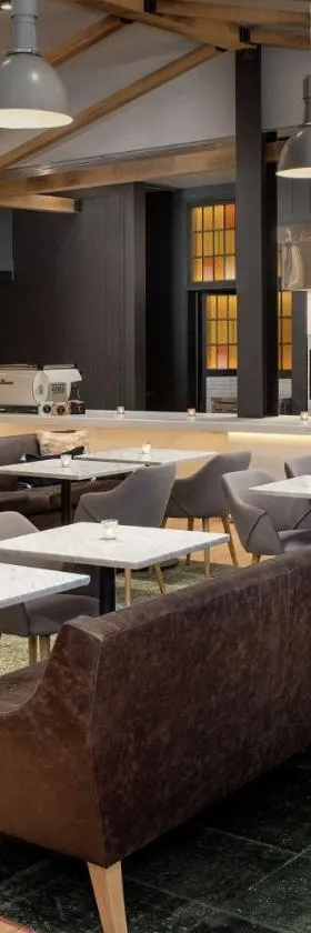 Canopy By Hilton Ithaca Downtown，位于伊萨卡的酒店