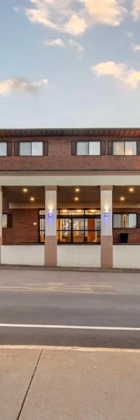 Best Western On the River，位于汉尼拔的酒店