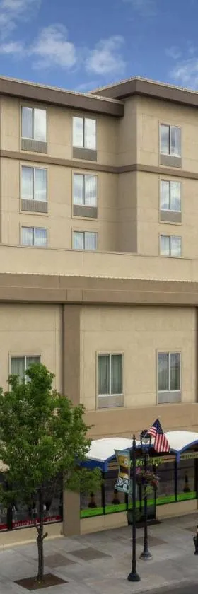Hilton Garden Inn Yakima Downtown，位于亚基马的酒店