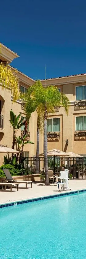 圣地亚哥/贝尔纳多牧场希尔顿花园酒店，位于伯纳多牧场的酒店