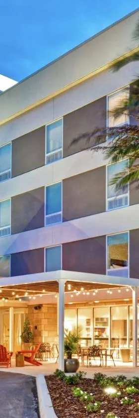 Home2 Suites By Hilton Daytona Beach Speedway，位于代托纳海滩的酒店