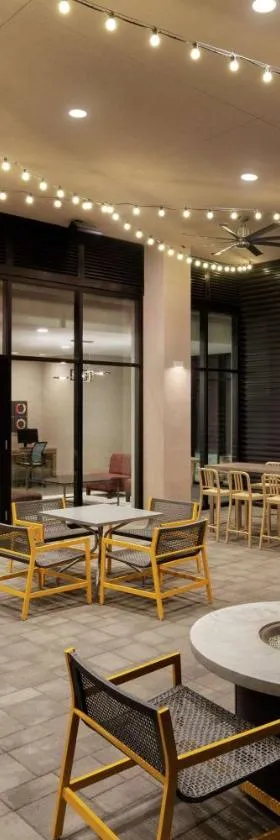 Home2 Suites By Hilton Woodland Hills Los Angeles，位于伍德兰希尔斯的酒店
