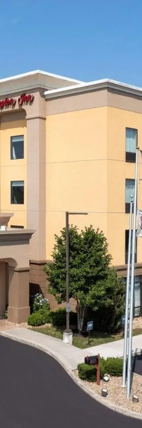 Hampton Inn Knoxville Clinton I-75，位于Clinton的酒店