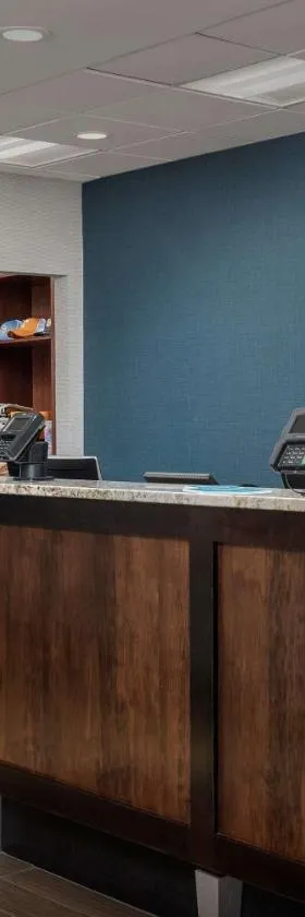 诺克斯维尔东部汉普顿酒店，位于诺克斯维尔的酒店