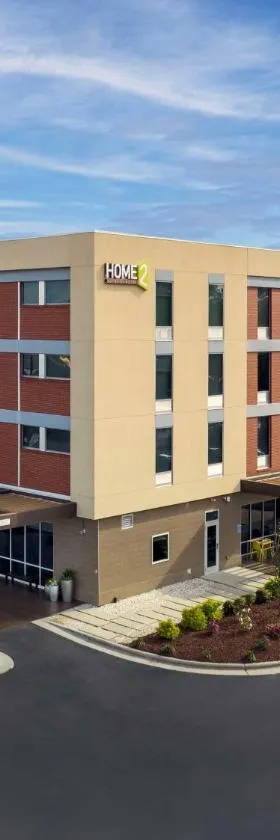 Home2 Suites by Hilton Jacksonville, NC，位于杰克逊维尔的酒店