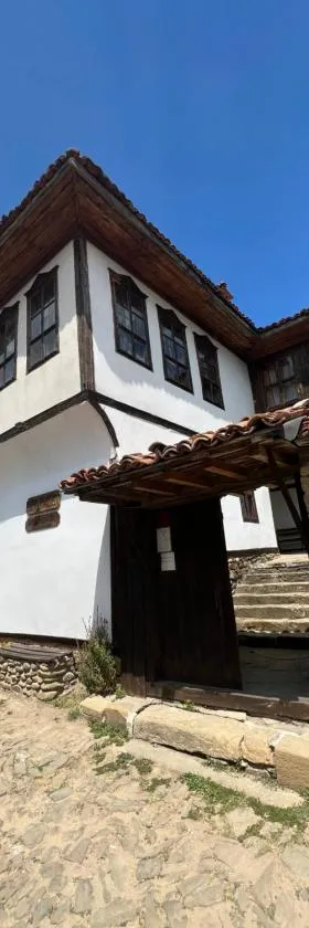Къща за гости Никула Чорбаджи，位于泽拉夫纳的酒店
