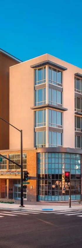 Hilton Garden Inn Burbank Los Angeles，位于伯班克的酒店