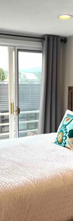 Guest Suite Downtown Winter Park GREAT LOCATION，位于冬季公园的酒店