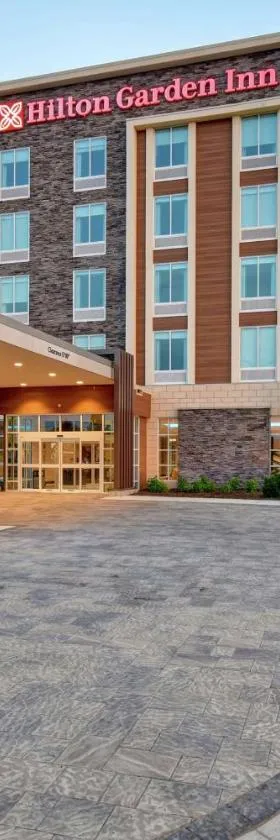 Hilton Garden Inn Lansing West，位于兰辛的酒店