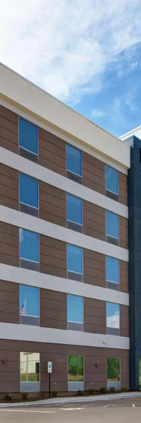 Home2 Suites By Hilton Asheville Airport，位于Arden的酒店