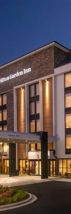 Hilton Garden Inn Asheville South，位于阿什维尔的酒店
