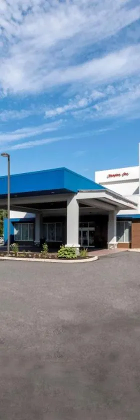 Hampton Inn Swedesboro Philadelphia，位于斯韦兹伯勒的酒店