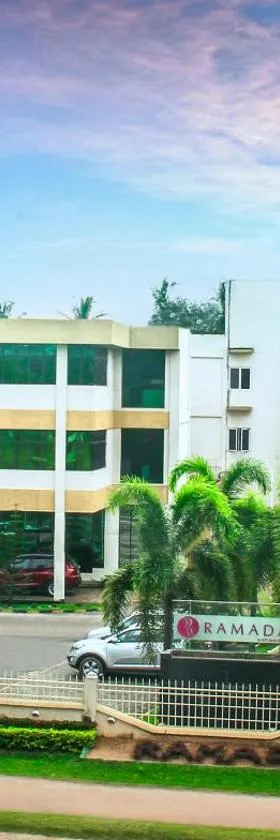 Ramada Katunayake，位于卡图纳耶克的酒店
