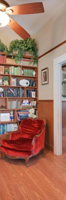 Spacious Downtown Jackson Retreat- Historic Hangout，位于杰克逊的酒店