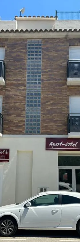 RAQUEL'S - Habitacions i Apartaments turístics -，位于桑特佩尔佩斯卡多尔的酒店