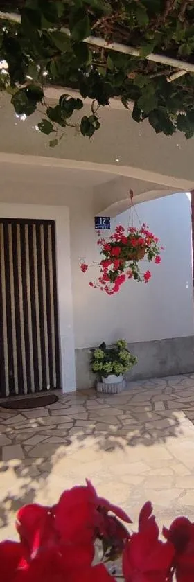 Apartman CELIJA，位于巴尔班的酒店
