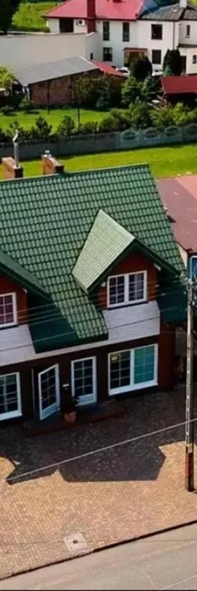 Apartament 70m2 w domu na wyłączność blisko od drogi wyjazdowej na Warszawę，位于沃维奇的酒店