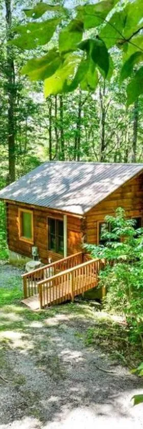 Open Studio Lodge at Little Rock Creek，位于车里罗格的酒店