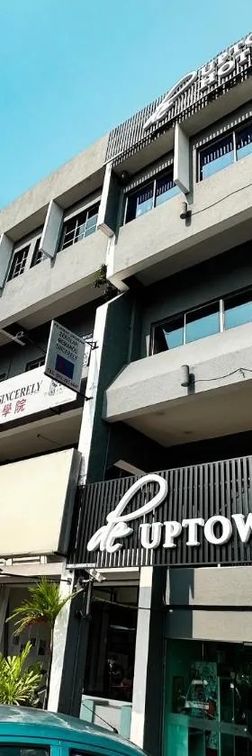 De UPTOWN Hotel @ Damansara Uptown，位于八打灵再也的酒店