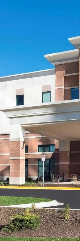 芝加哥绍姆堡希尔顿汉普顿套房酒店，位于绍姆堡的酒店