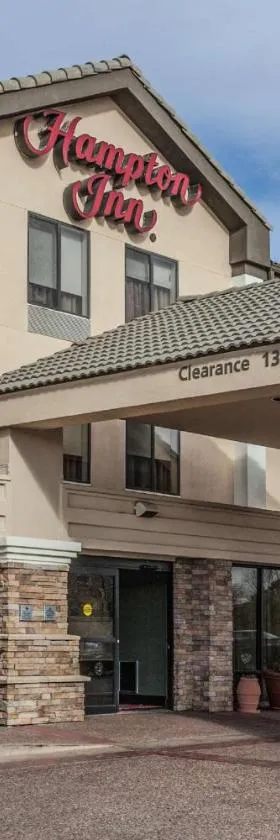 科罗拉多斯普林斯机场希尔顿恒庭酒店，位于科罗拉多斯普林斯的酒店