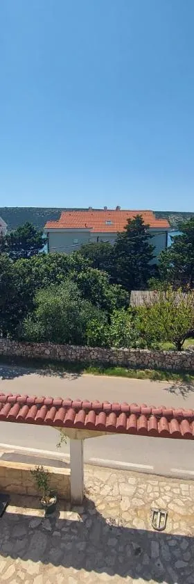 Apartmani Kasteljan 5,Stara Novalja，位于斯塔拉诺瓦利亚的酒店