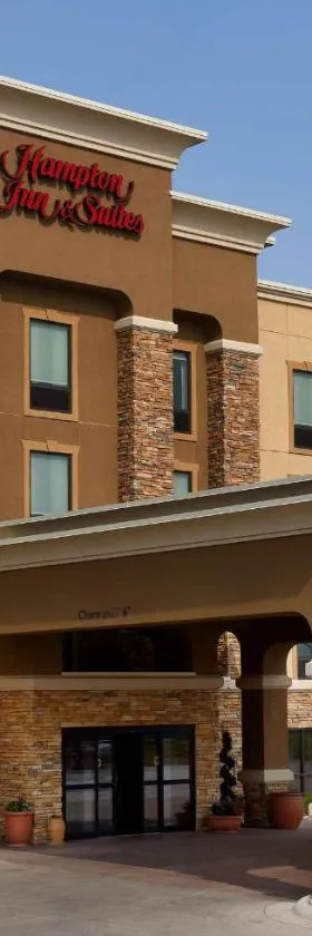 Hampton Inn & Suites Fargo Medical Center，位于法戈的酒店