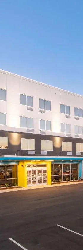 Tru by Hilton Fayetteville I-95，位于费耶特维尔的酒店