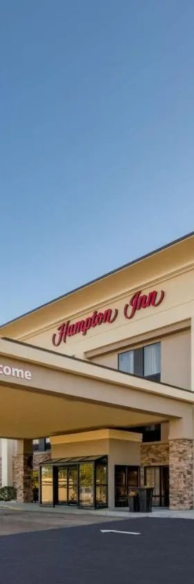 弗劳斯伯格汉普顿酒店，位于Frostburg的酒店