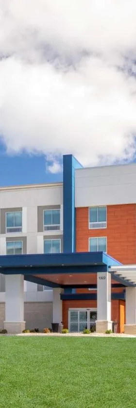 Hampton Inn Bedford In, In，位于贝德福德的酒店