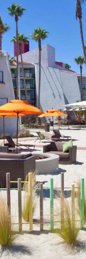 Hotel Maya，位于长滩的酒店