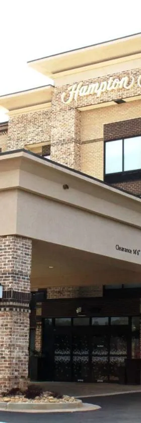Hampton Inn Forsyth，位于福赛斯的酒店