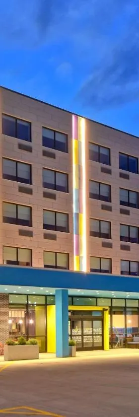 Tru By Hilton Manchester Downtown，位于曼切斯特的酒店