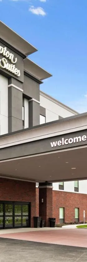 Hampton Inn & Suites Cranberry Township/Mars，位于蔓越莓乡的酒店