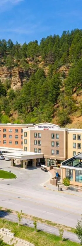 DoubleTree by Hilton Deadwood at Cadillac Jack's，位于戴德伍德的酒店