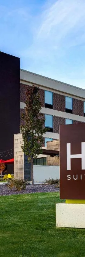 Home2 Suites By Hilton DeKalb，位于迪卡尔布的酒店