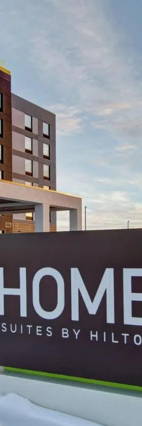 Home2 Suites By Hilton Edmonton South，位于埃德蒙顿的酒店