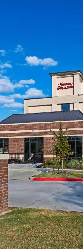 Hampton Inn & Suites Keller Town Center，位于Keller的酒店