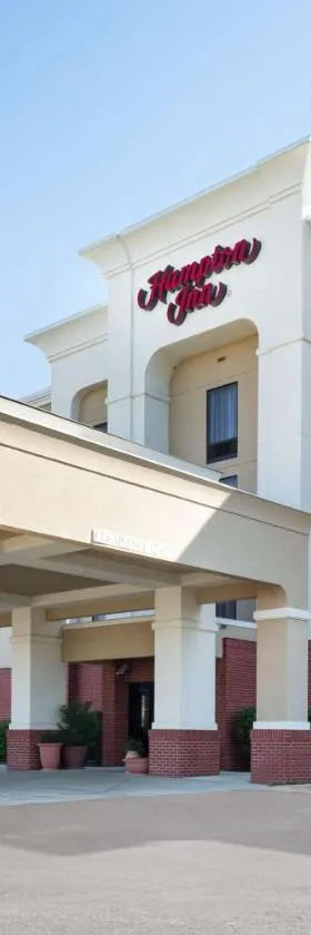 佩尔城汉普顿酒店，位于佩尔城的酒店
