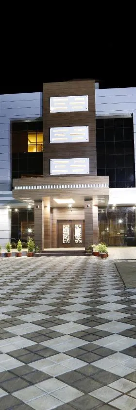 Rydges Inn，位于Kottakkal的酒店