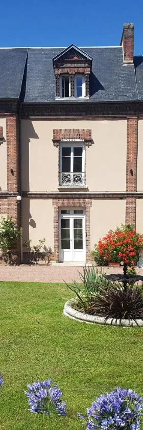 Le Clos Saint-Germain，位于Rugles的酒店