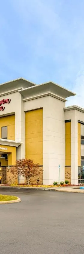 约翰逊城希尔顿恒庭酒店，位于约翰逊城的酒店