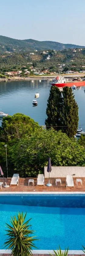 Anamar Skiathos Hotel，位于Punta的酒店