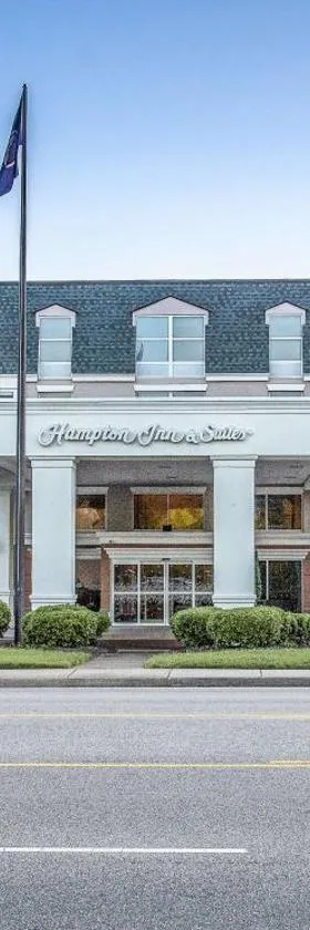 威廉斯堡里士满路汉普顿套房酒店 ，位于威廉斯堡的酒店