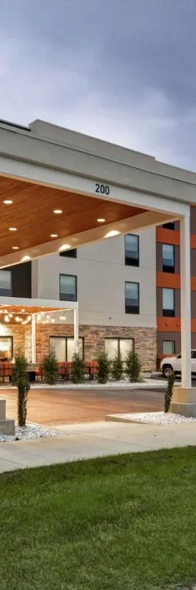 Home2 Suites By Hilton Carbondale，位于卡本代尔的酒店