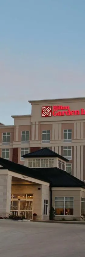 芬德利希尔顿花园酒店，位于芬德利的酒店