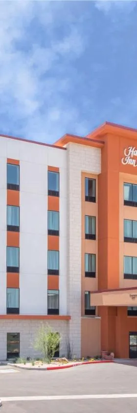 Hampton Inn & Suites Phoenix - East Mesa in Gilbert，位于吉尔伯特的酒店