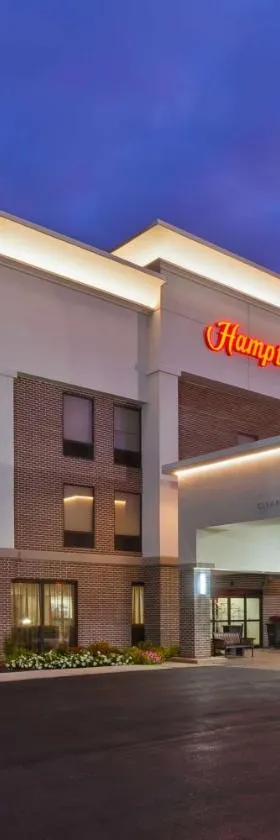 玛丽斯维尔希尔顿恒庭酒店，位于马里斯维尔的酒店